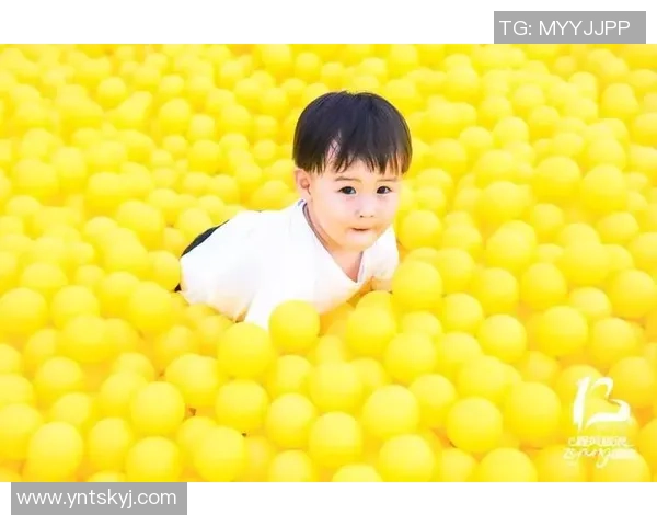 足球明星子女萌趣瞬间集锦 父母传承与新星崛起的温馨时刻