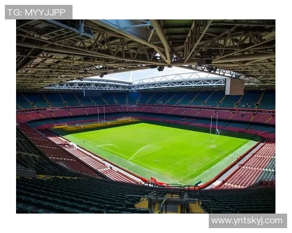 《全球足球巨星同台竞技，打造最真实的球场传奇体验》