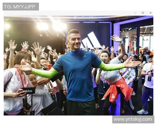 如何通过球迷文化和品牌营销来赚取足球明星签名球鞋的利润